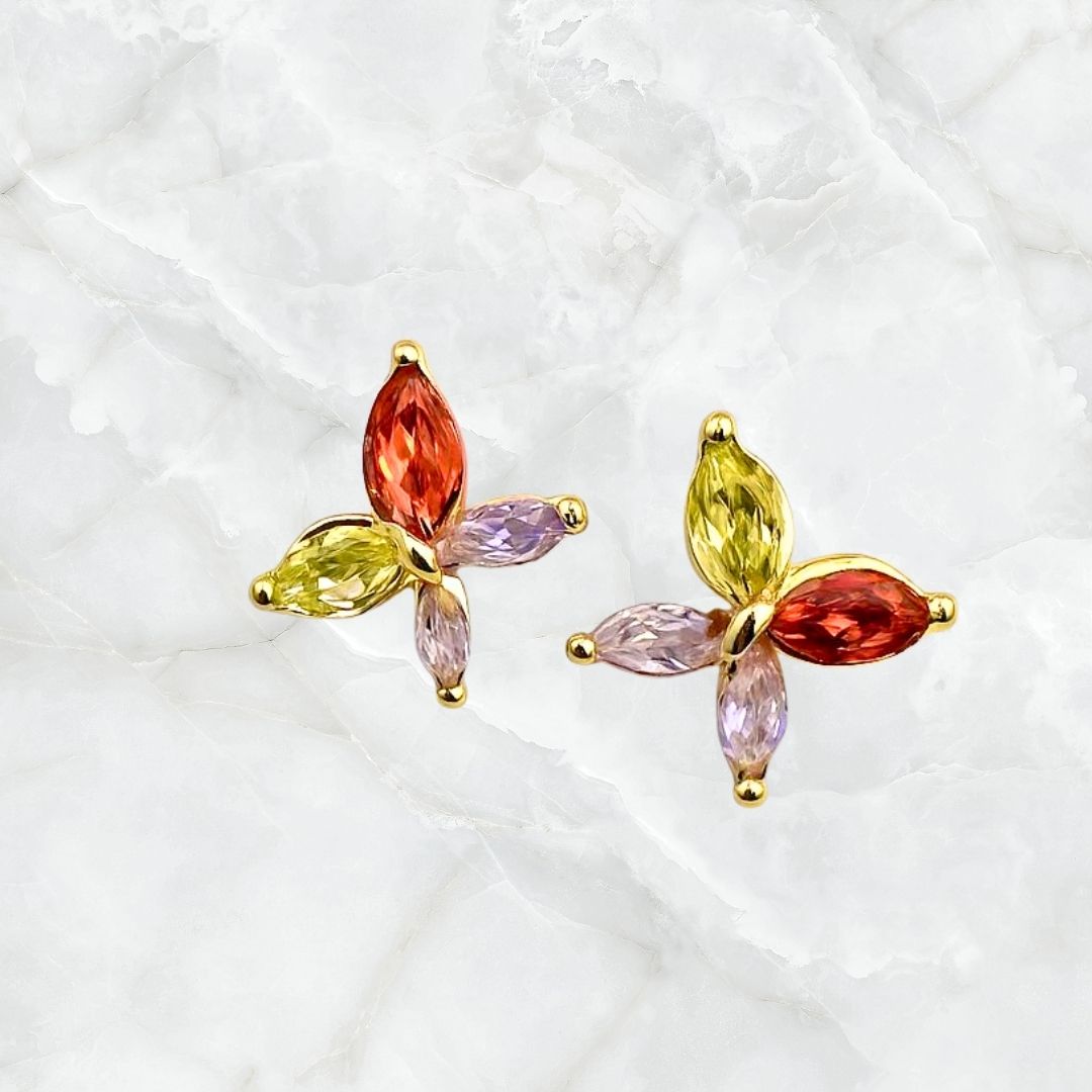 Arete Broquel Diseño de Mariposa