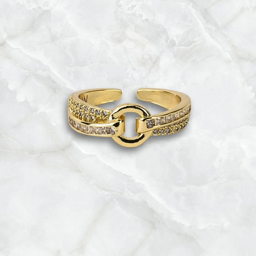 Anillo moderno con circonias